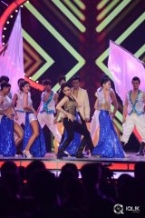 Tamannaah Dance Performance at IIFA Utsavam 2016